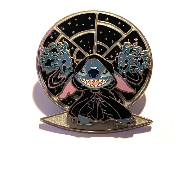 Disney Accessories - SALE! 2007 Stitch Emperor Palpatine Pin Disney